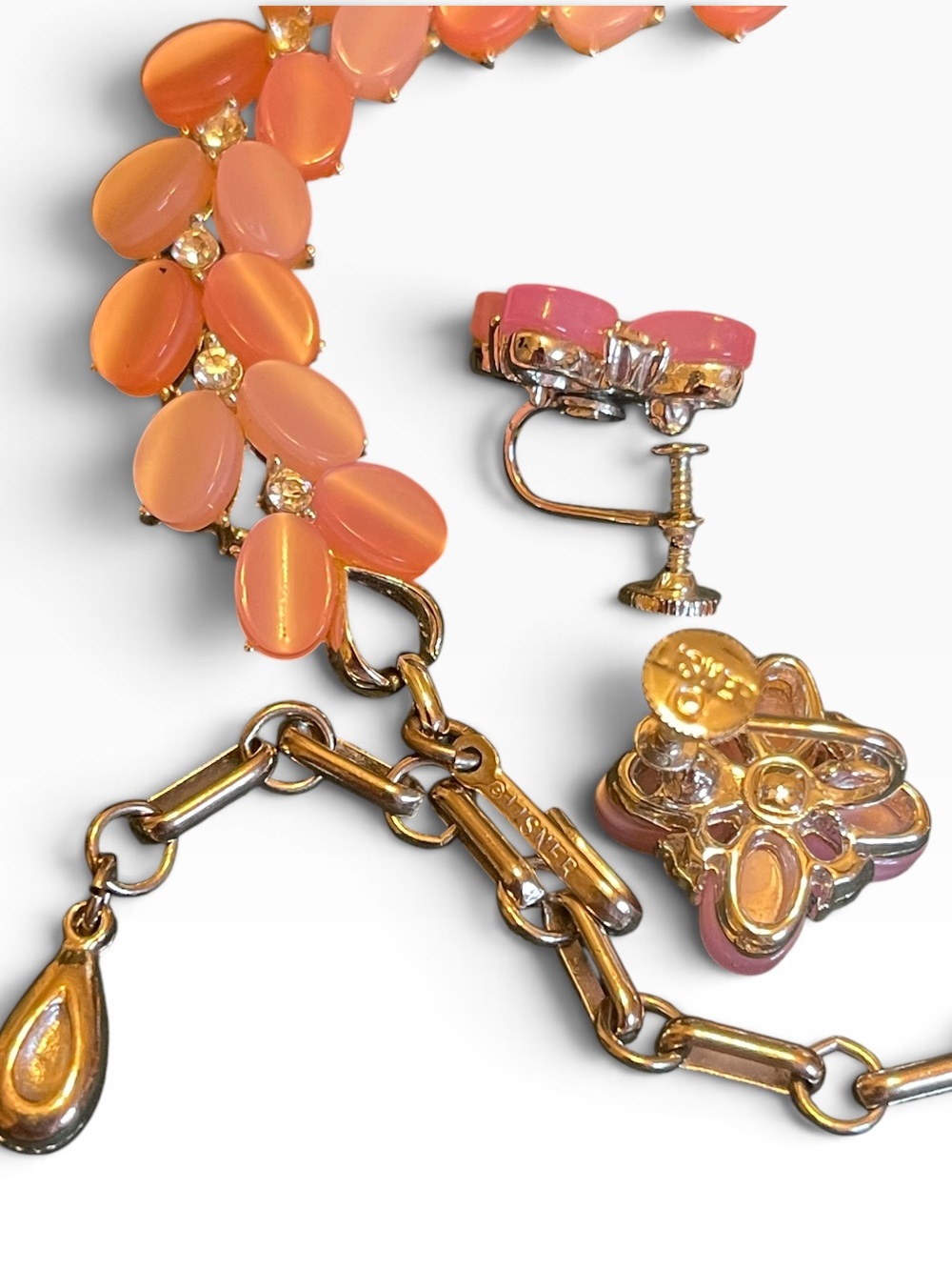 1950’s Lisner Demi-Parure Shades of Pink Moonglow Rhinestone Necklace & Earrings - Picture 8 of 8